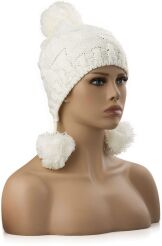 Przeplatana czapka damska z pomponami - biała